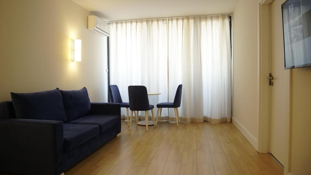 אפרטהוטל באטומי Heaven'S Palace מראה חיצוני תמונה